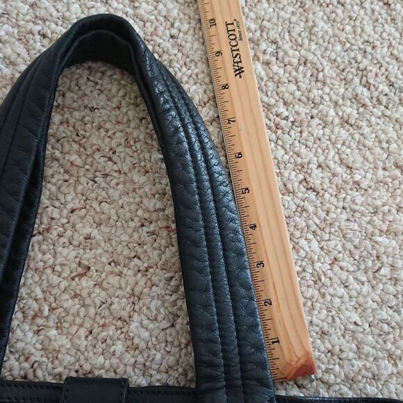 Marc Jacobs large Black Quilted Italy Leather bag - Picture 5 of 16